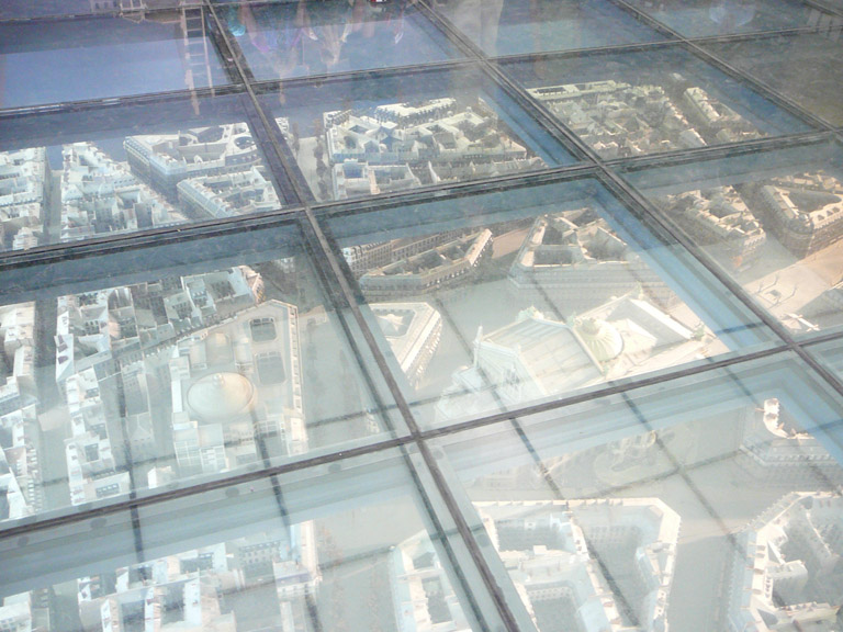 A model of the city under the floor.